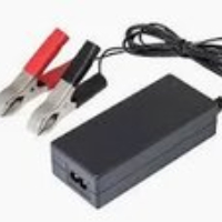 Cargador de baterías de Plomo y Gel NIMO 24V/2A